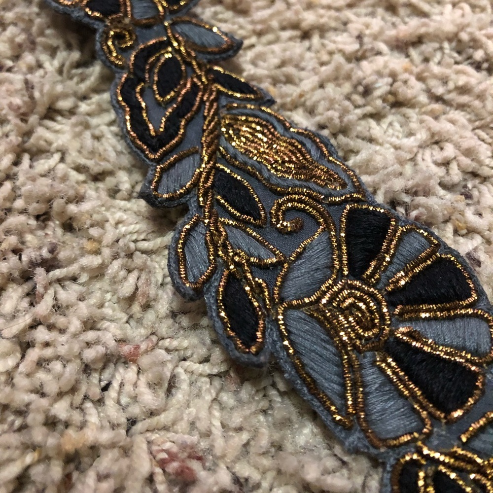 Anthropologie belt